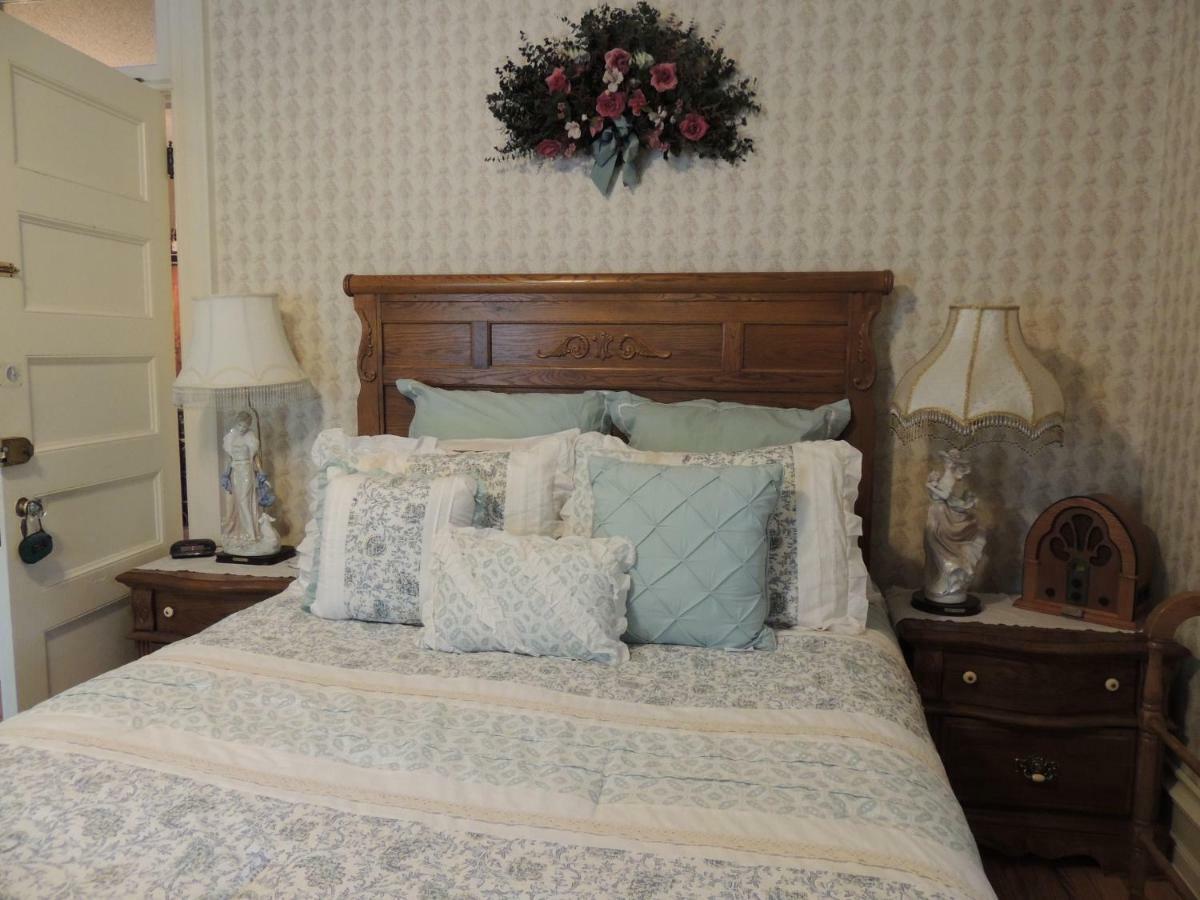 Brookview Manor Inn Canadensis Eksteriør billede