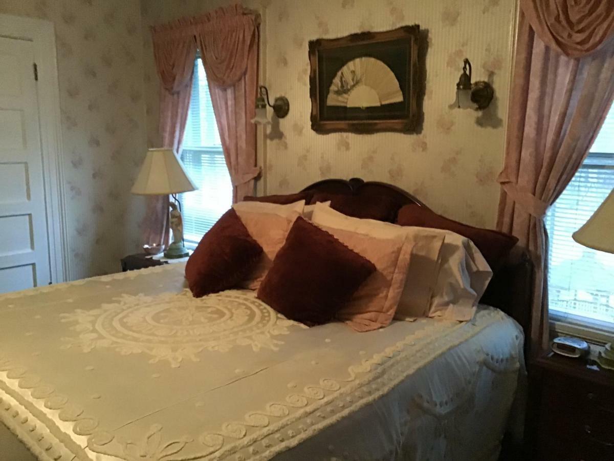 Brookview Manor Inn Canadensis Eksteriør billede