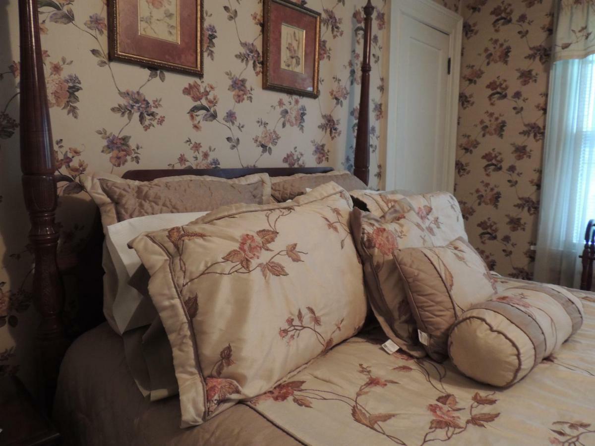 Brookview Manor Inn Canadensis Eksteriør billede